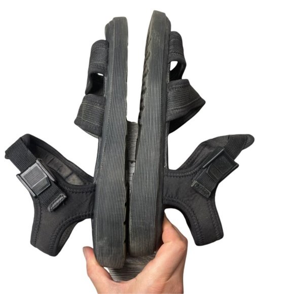 Dr. Martens Airwair Black Fabric/Leather Platform Sandals Unisex 9M/10WPre-Owned - Picture 12 of 12